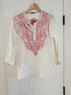 Sevya Handmade Women's 100% Cotton White/Red/Pink Embroidered Tunic Shirt Size L